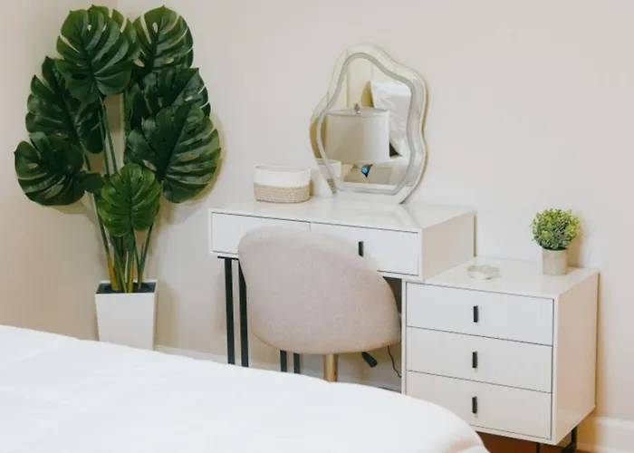 New Modern 3br • Gym • Workspace • Quiet Location *